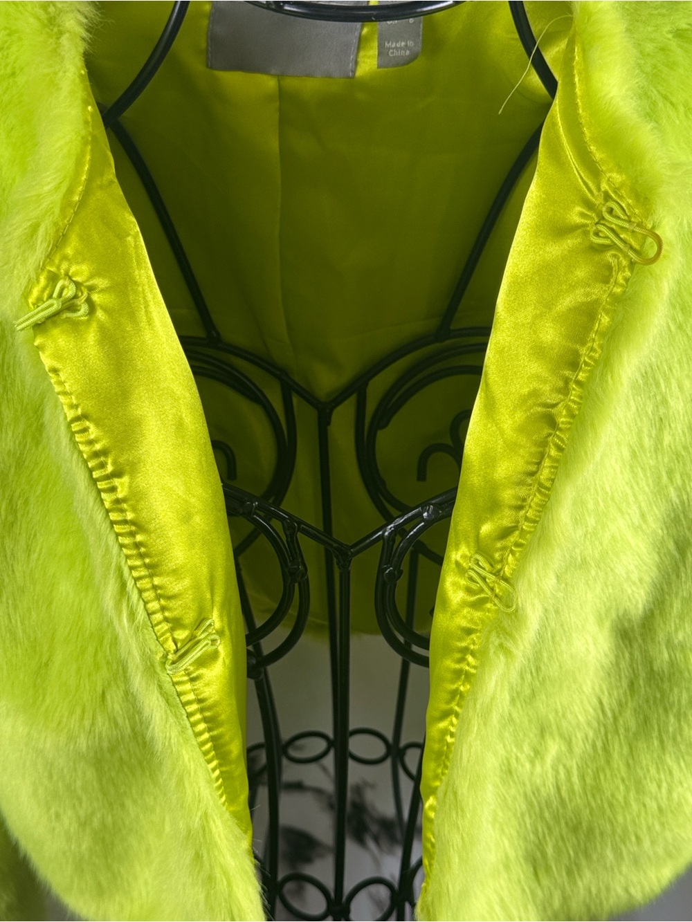 ASOS Faux Fur Cropped Jacket Neon Lime Hook & Eye Front Closure Collarless - Picture 7 of 10